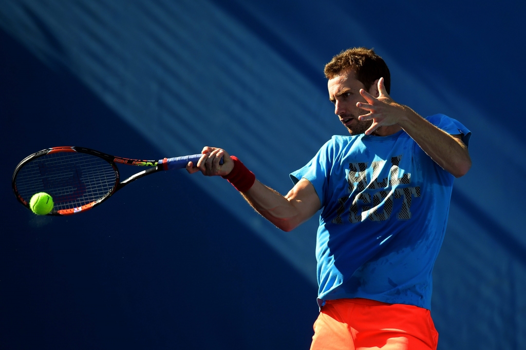 Gulbis pret Šardī atspēlē sešas mačbumbas, bet zaudē piecu setu trillerī