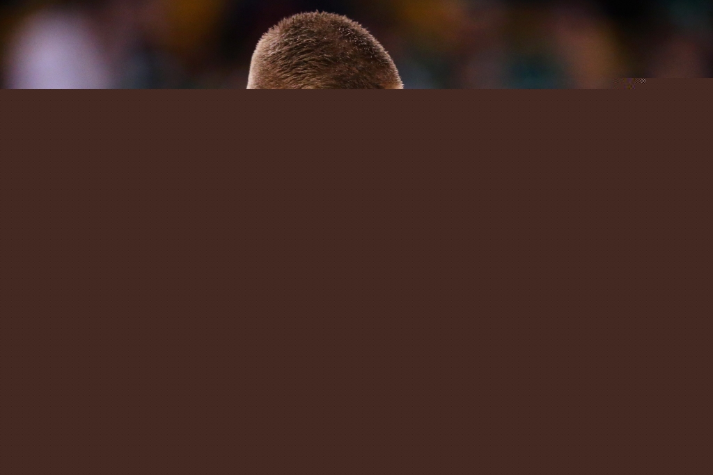 Porziņģis gūst 15 punktus; Knicks spēles galotnē piedzīvo kārtējo neveiksmi