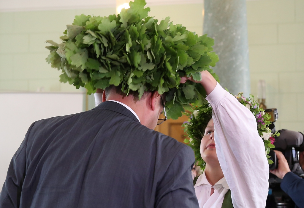 FOTO: Ministru kabinetā ielīgo Jāņus