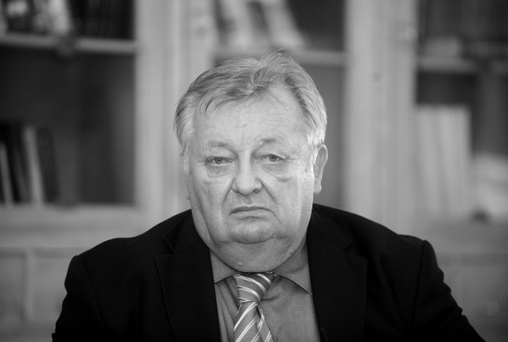 Mūžībā aizgājis ekonomists Alfs Vanags