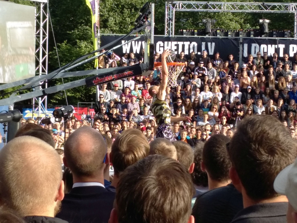FOTO: «Slamdankeri» Grīziņkalnā