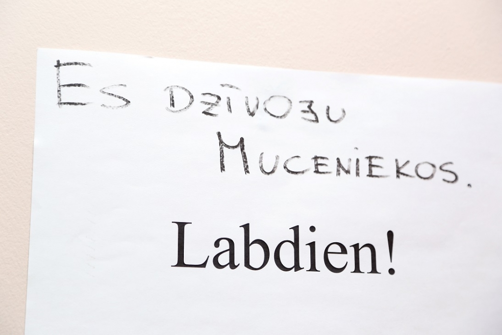 Latvijā ieradusies ģimene no Sīrijas; kopumā uzņemti jau 56 patvēruma meklētāji