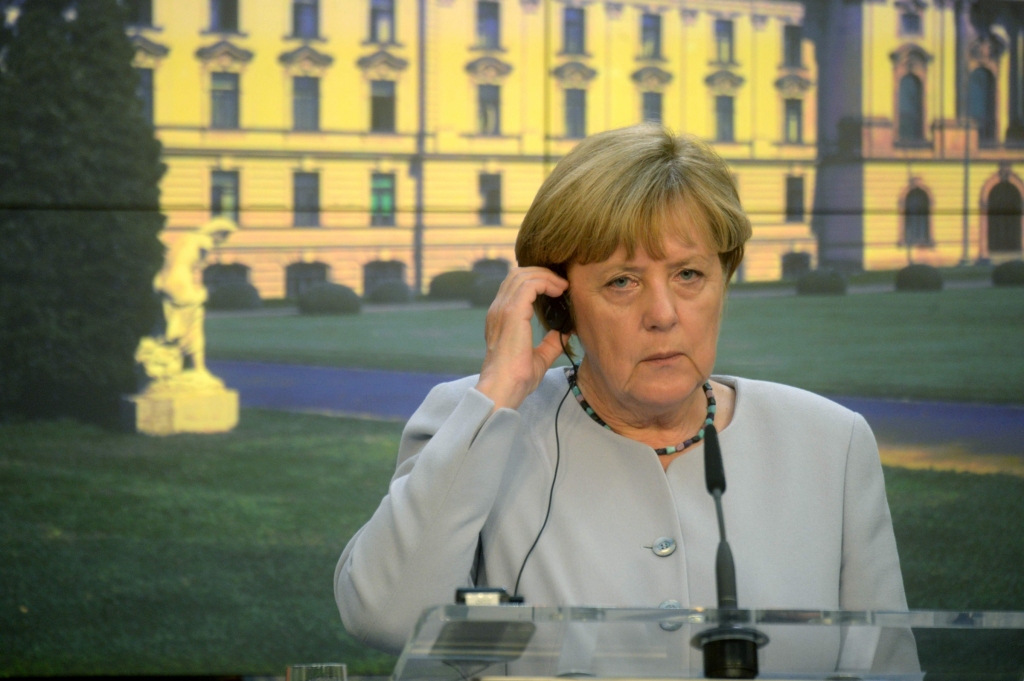 Austrijas ministrs: Merkeles imigrācijas politika ir bezatbildīga