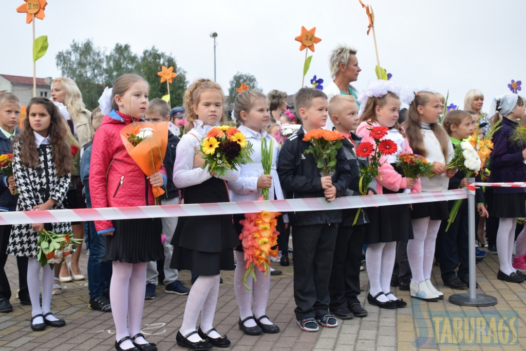 Foto: 1. septembris Aizkraukles novada vidusskolā