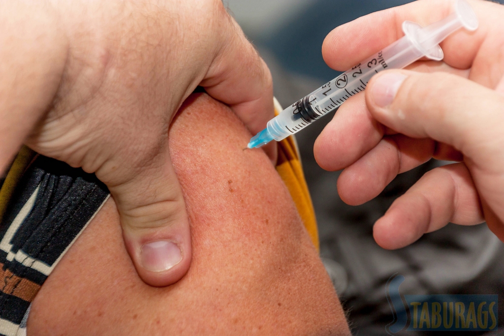 Vakcinēšanās pret gripu —  attieksme pret sevi un citiem