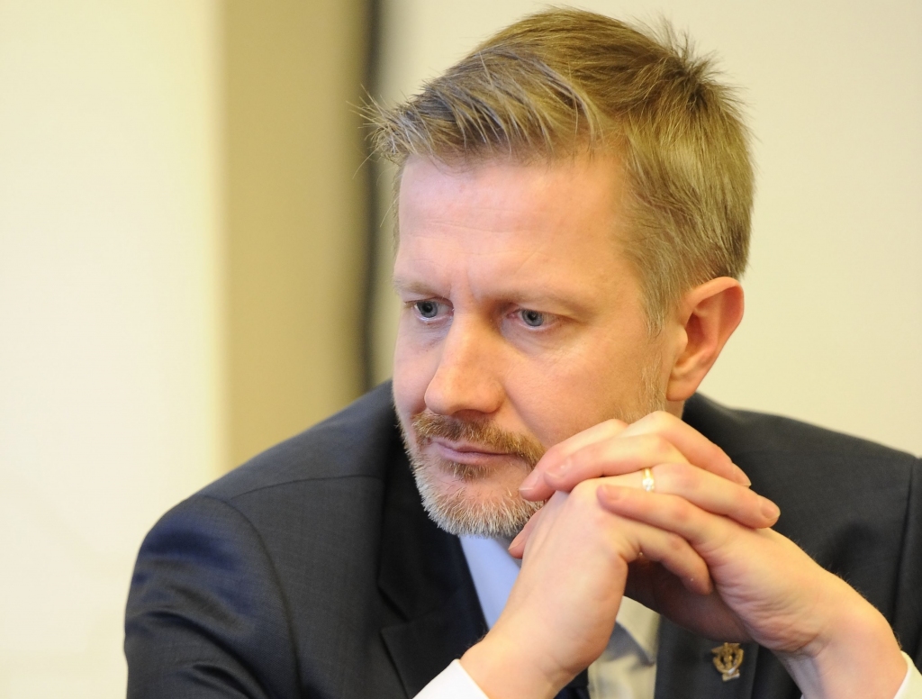 Endziņš: Minimālās sociālās iemaksas nākamgad mudinās likvidēt desmitiem tūkstošu darbvietu