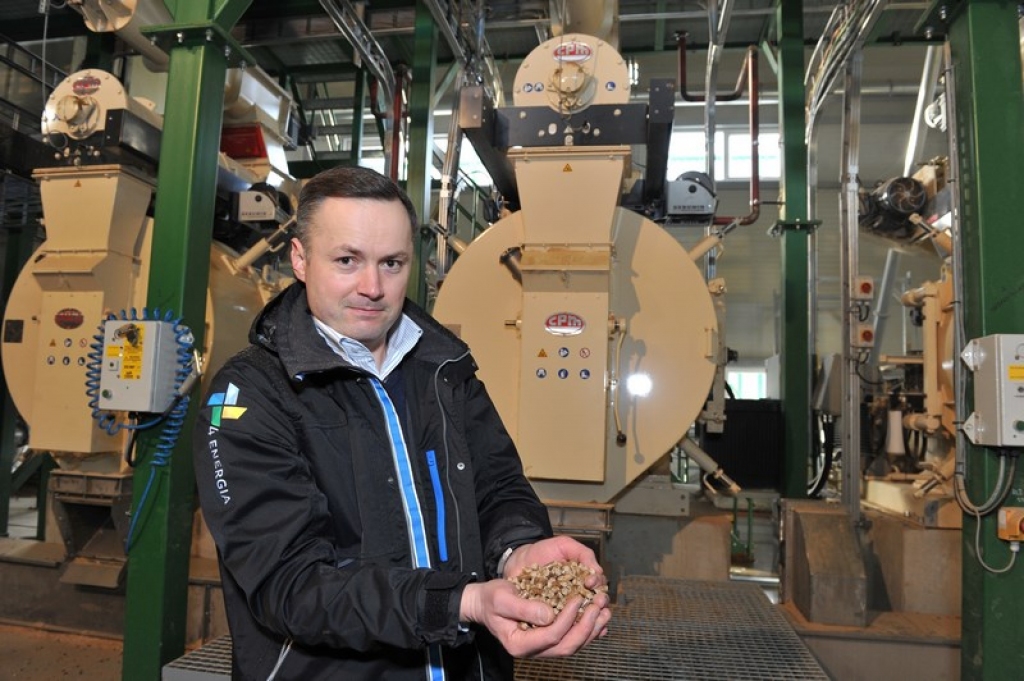 FOTO: Iedarbina 30 miljonu eiro vērtu projektu Brocēnos
