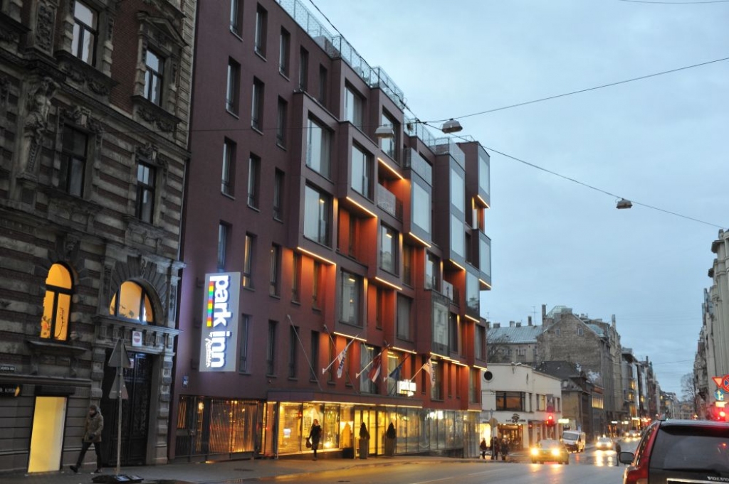 Rīgā lepnu viesnīcu birums