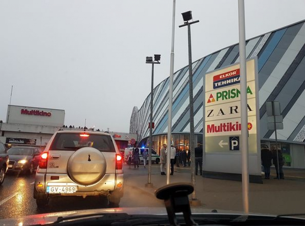 Papildināta - Atjaunota tirdzniecības centru Rīga Plaza un Domina Shopping darbība