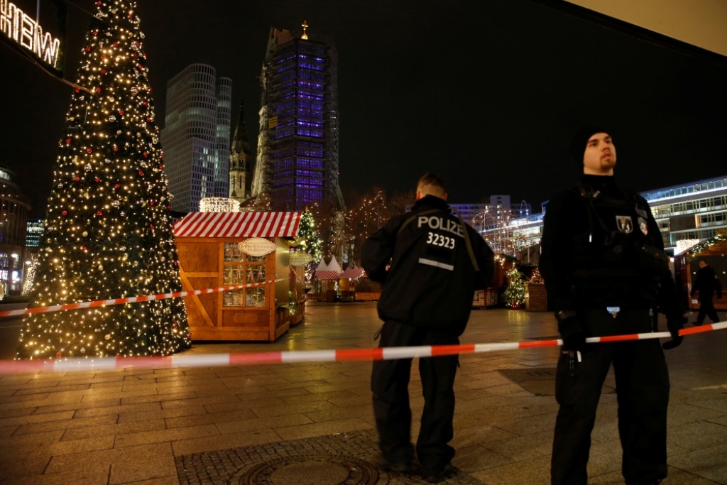 Uzbrukumā Berlīnē bojāgājušo skaits pieaudzis līdz 12
