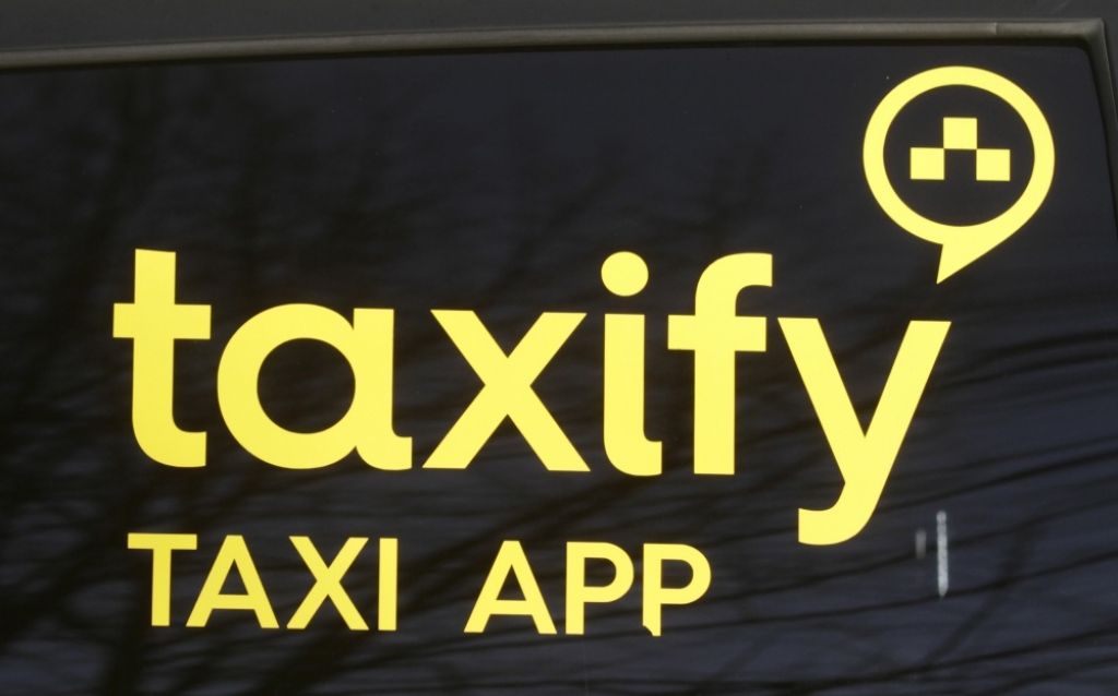 Jaungada naktī Taxify plāno celt tarifus četras līdz septiņas reizes; RD brīdina par sodiem