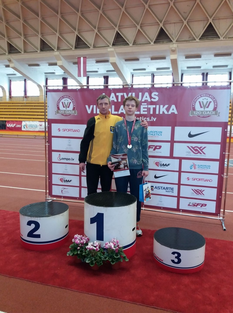 Čempiona tituls  un sezonas labākais  rezultāts