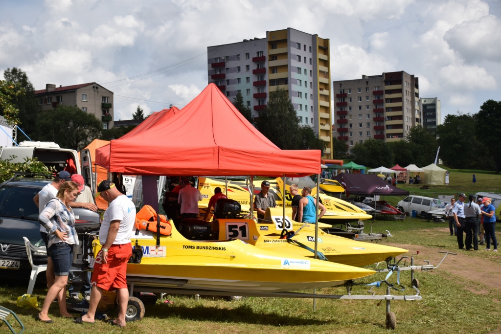 Ātrumlaivas atgriežas Aizkrauklē