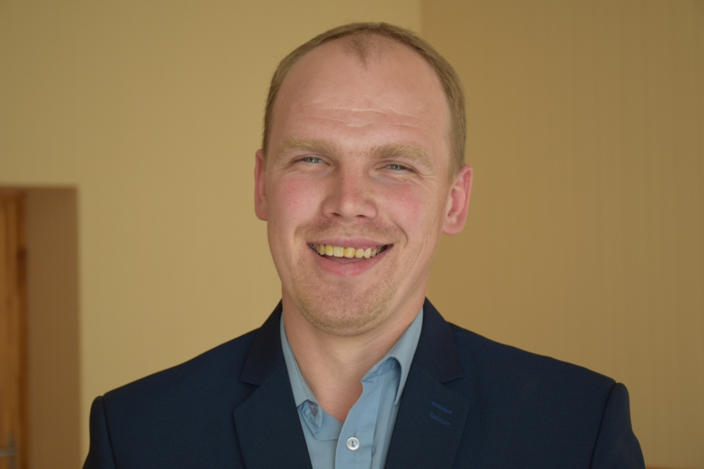 Uzticība avansā