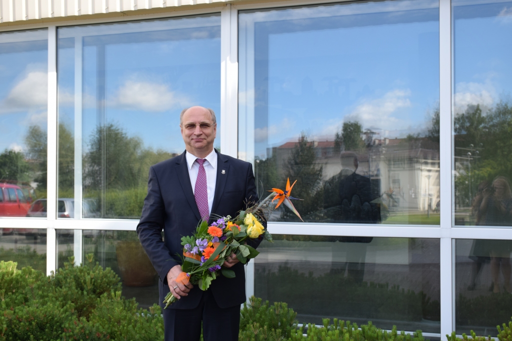 Par domes priekšsēdētāju atkārtoti ievēl Leonu Līdumu