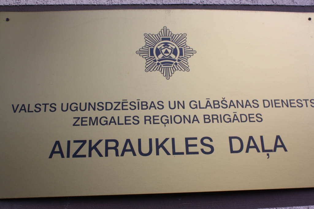 Saistībā ar ugunsgrēku Londonā VUGD pastiprināti pārbaudīs daudzdzīvokļu dzīvojamās mājas