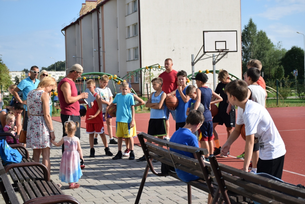 Trešdien  — Aizkraukles strītbola  čempionāta fināls