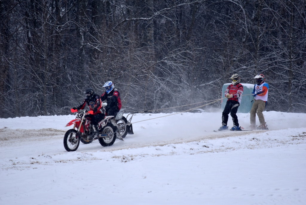 Neretā aizvadīts skijoringa un ziemas motokrosa čempionāta 3. posms