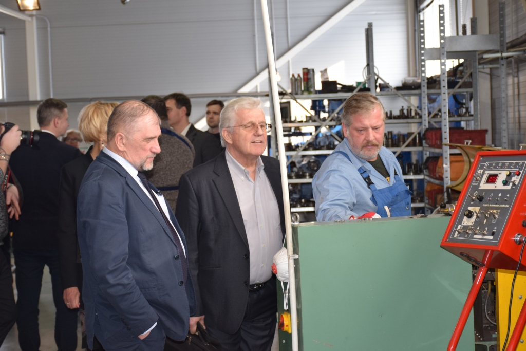 Paraksta labas gribas protokolu