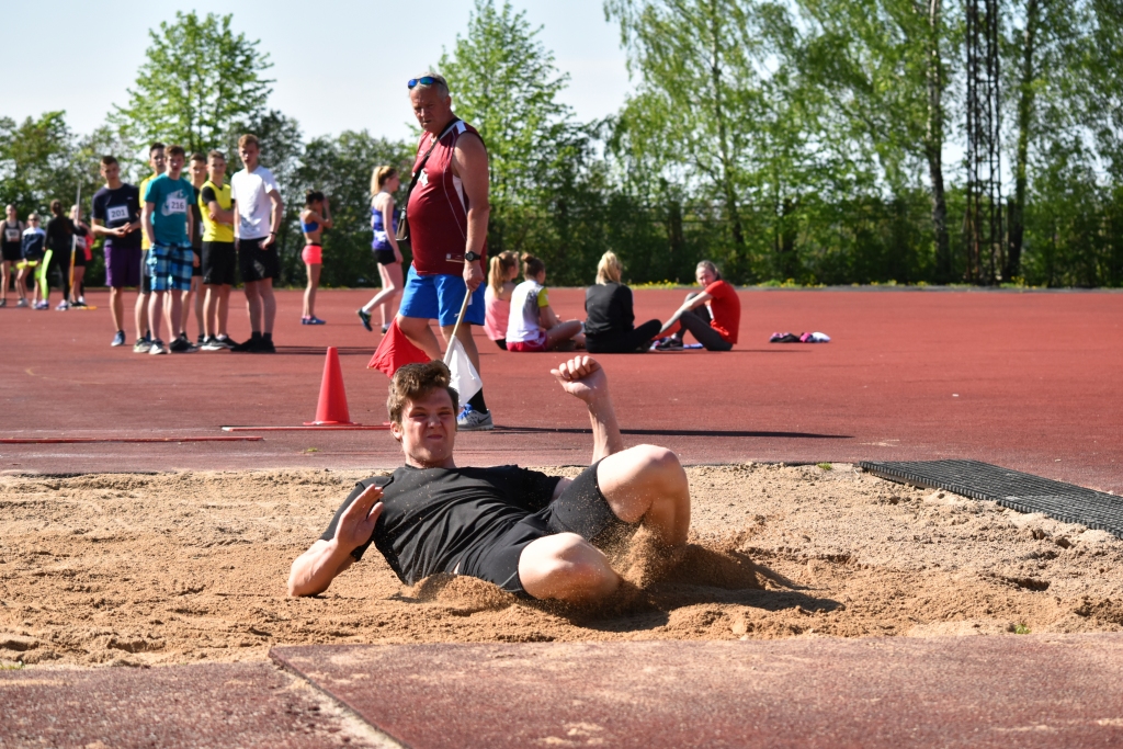 Pieredzējušajiem sportistiem vairākas zelta medaļas