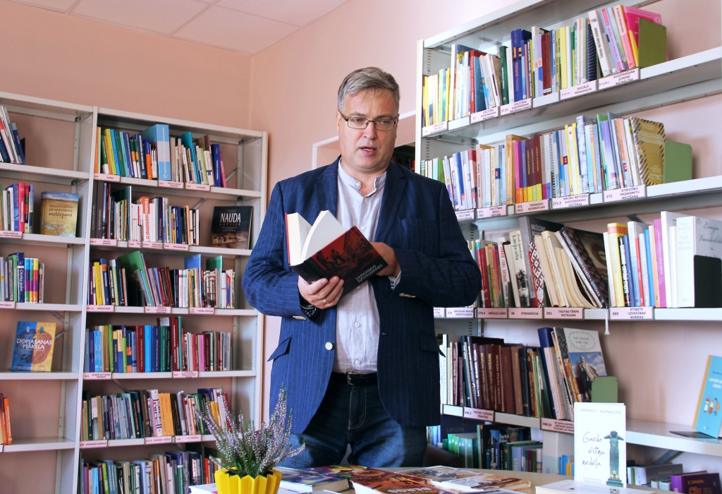 Dzīves krājkasītē met iekšā visu, ko var paņemt