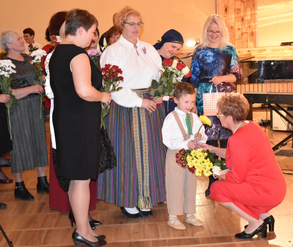 Svētku koncertā sveic Jaunjelgavas novada iedzīvotājus
