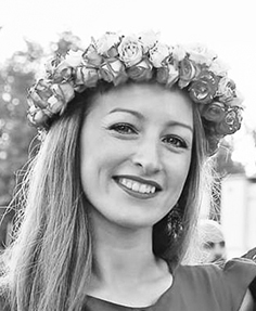 “Sadevāmies rokās, un mums bira asaras”