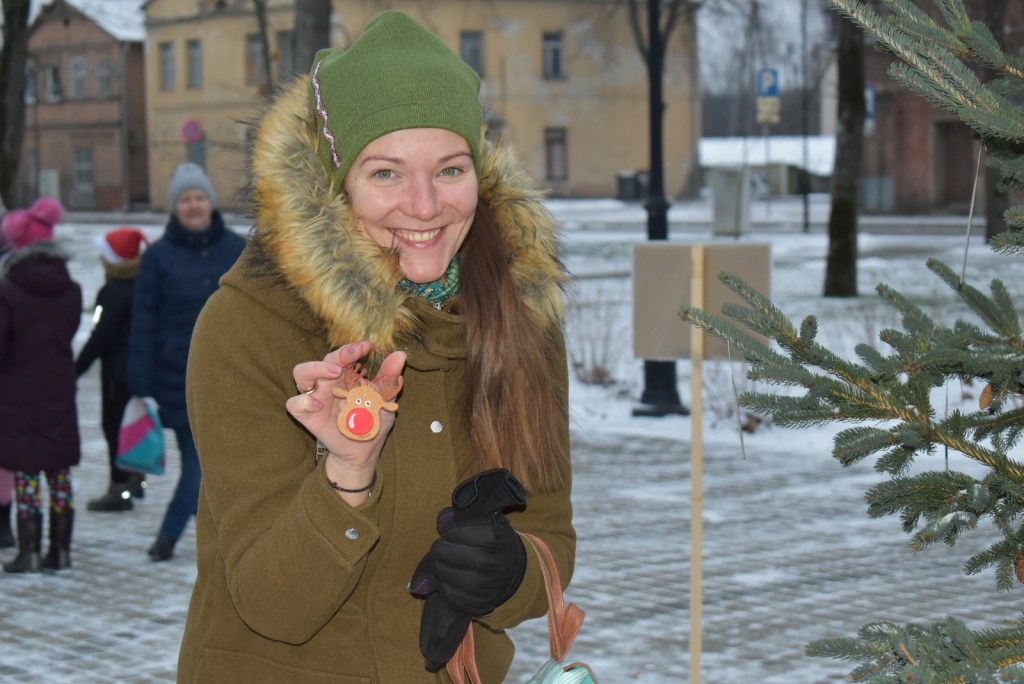 Salatēvs kamaniņas nomaina ar velosipēdu