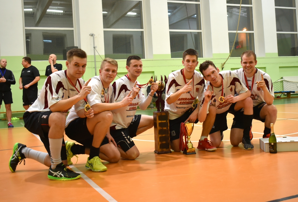 “Silarožu” florbola turnīrā triumfē koknesieši
