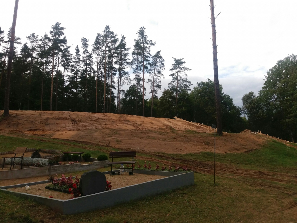 Maksu par kapavietu vairs neiekasē