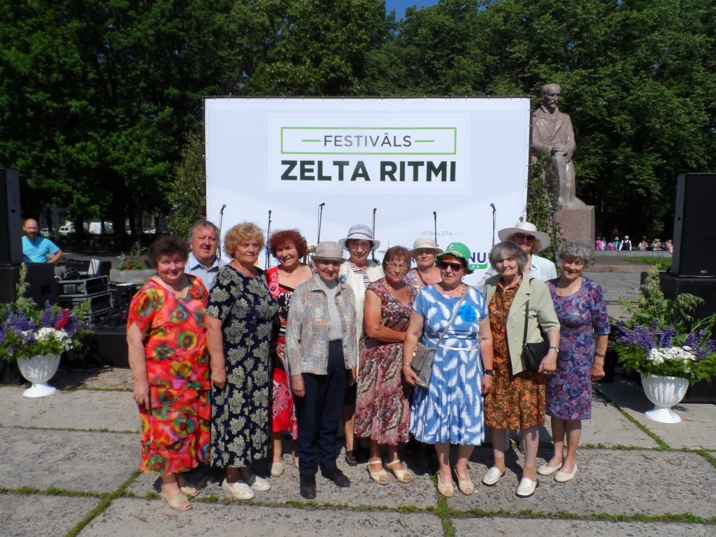 Aizvadīts festivāls “Zelta ritmi”