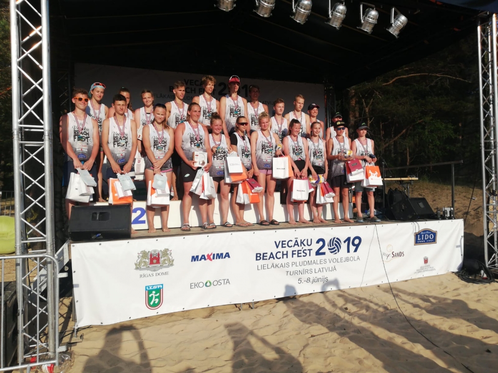 Bronzas godalgas čempionāta 1. posmā