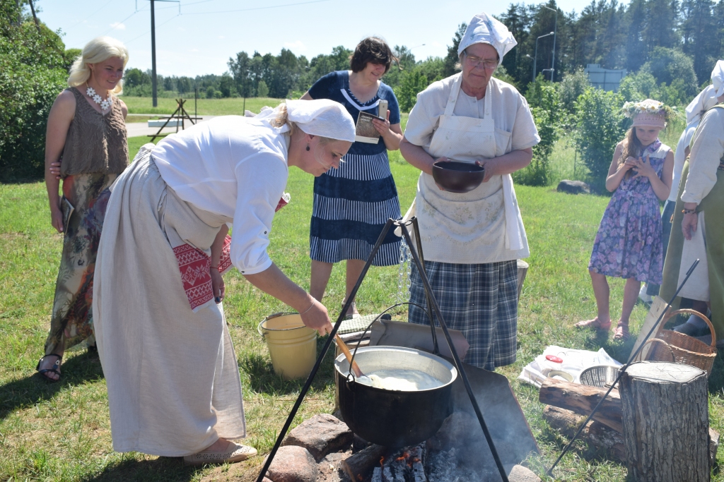 Īstais jāņusiers kā mākslas darbs