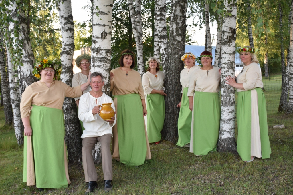 Sērenes “Klabatas” svin krustabas