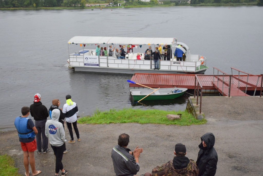 Koknesietis Daugavu pārpeld četrās minūtēs