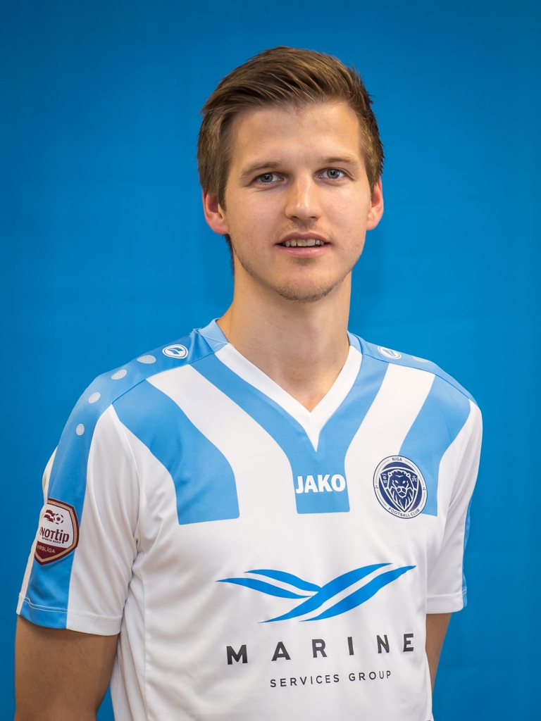 Pievienojas Latvijas futbola izlasei