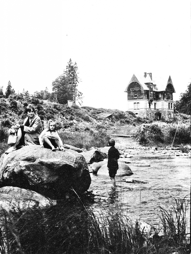 Spoku māja uzjundī atmiņas