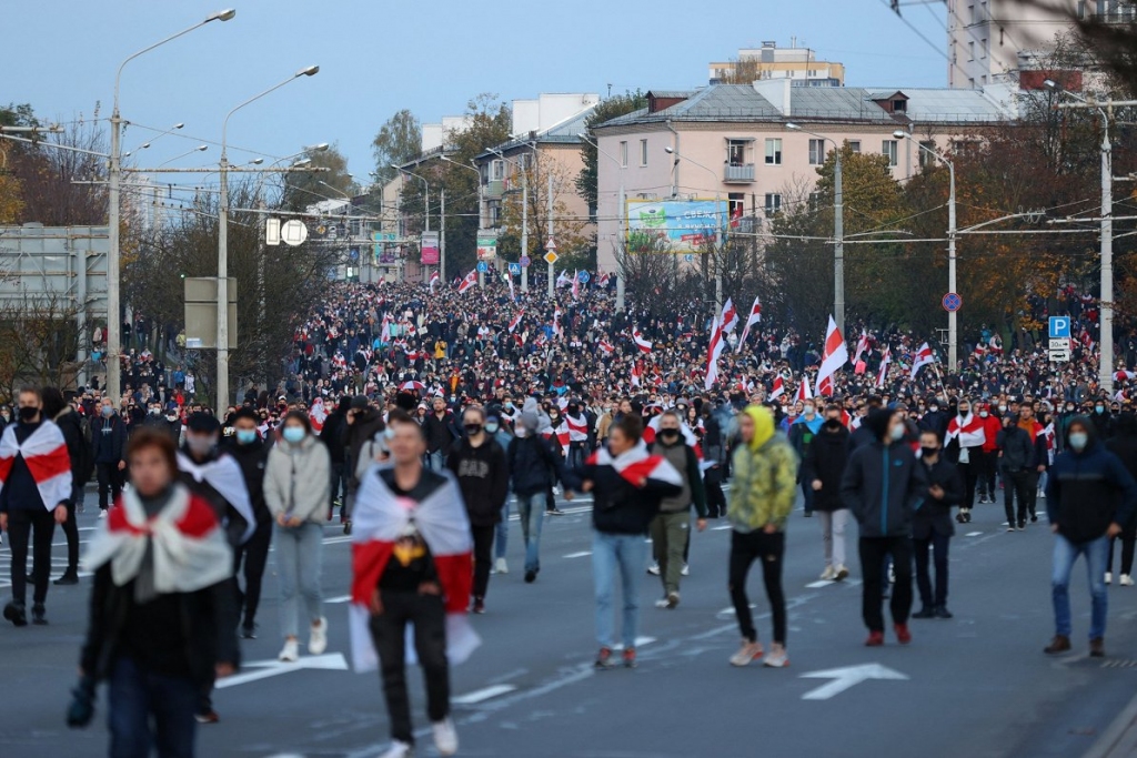 Pēc "tautas ultimāta" termiņa beigām baltkrievi sāk streikus