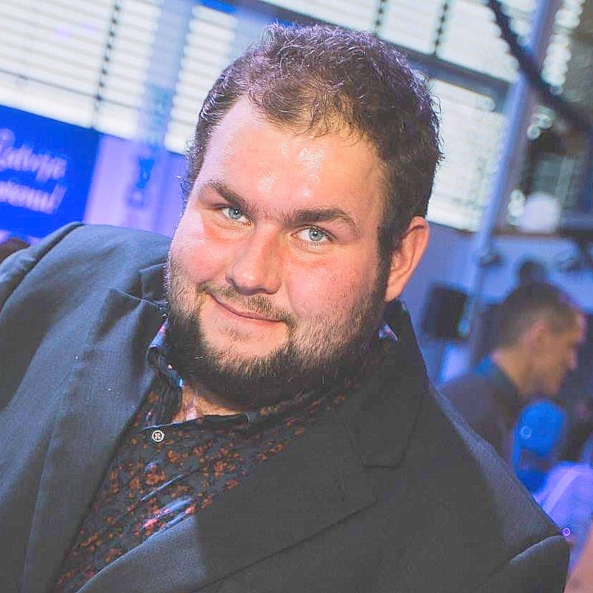 Jautājam. — Vai sekojat līdzi pasaules hokeja čempionātam?