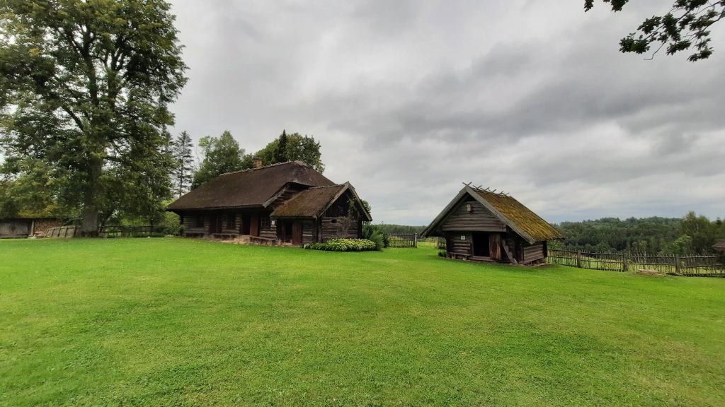 Ērgļu pakalnu vilinājums